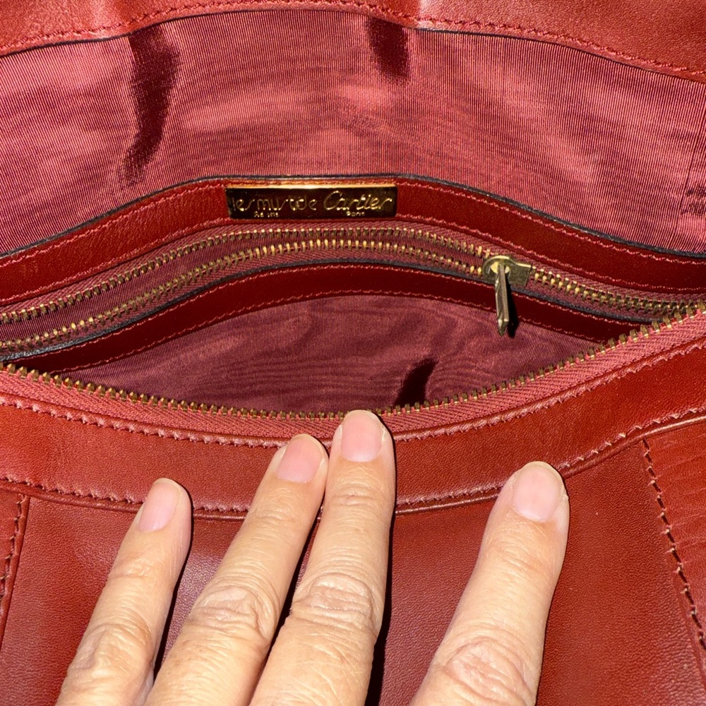 Cartier Elegant Burgundy Leather Handbag COA - Picture 13 of 15